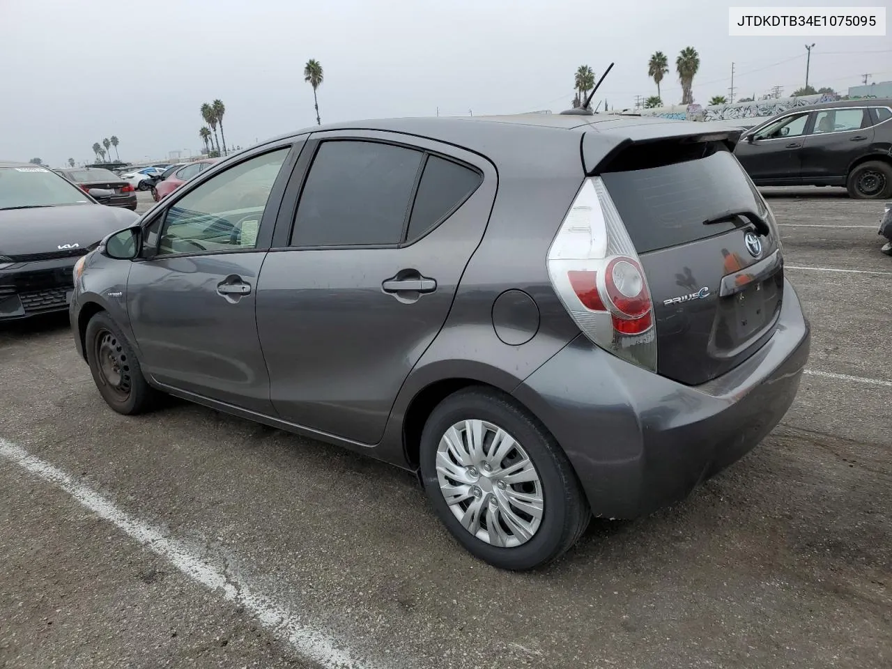 JTDKDTB34E1075095 2014 Toyota Prius C