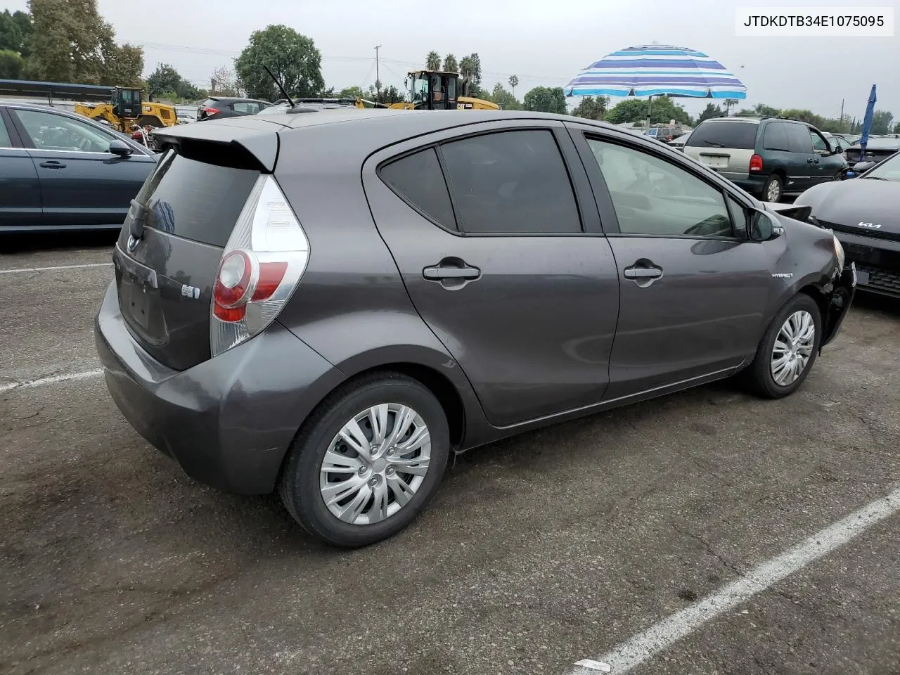 JTDKDTB34E1075095 2014 Toyota Prius C