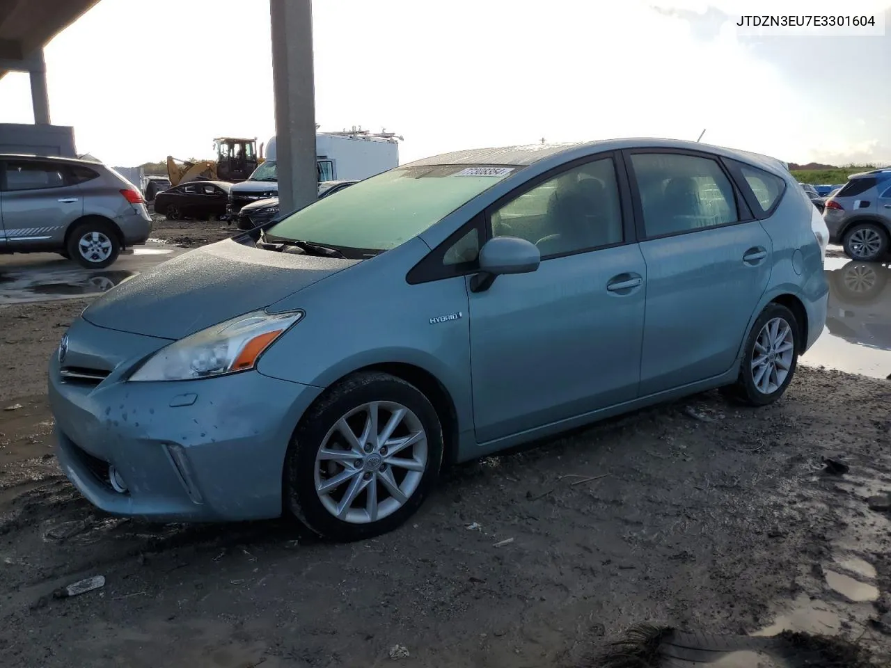 JTDZN3EU7E3301604 2014 Toyota Prius V