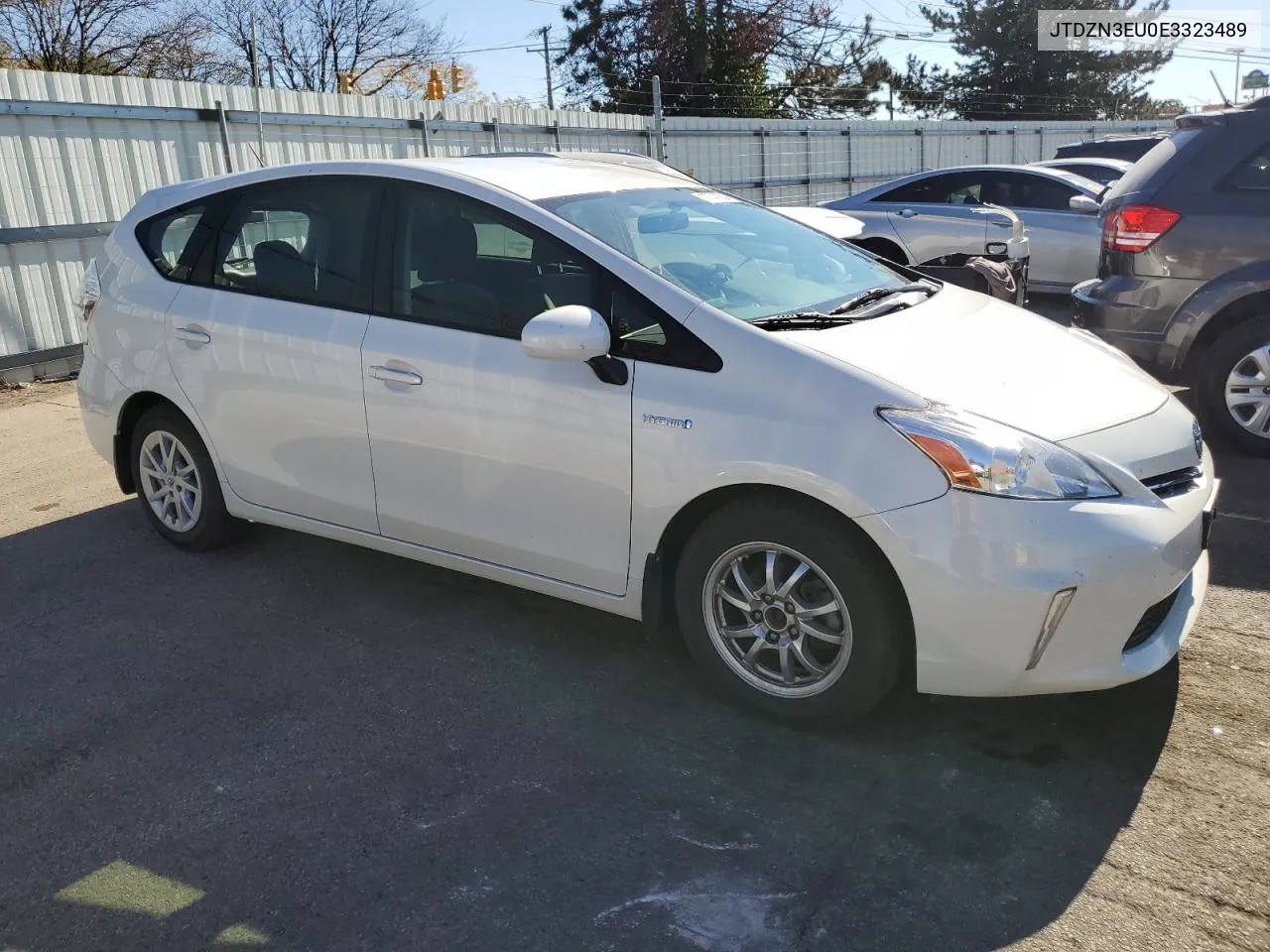 JTDZN3EU0E3323489 2014 Toyota Prius V