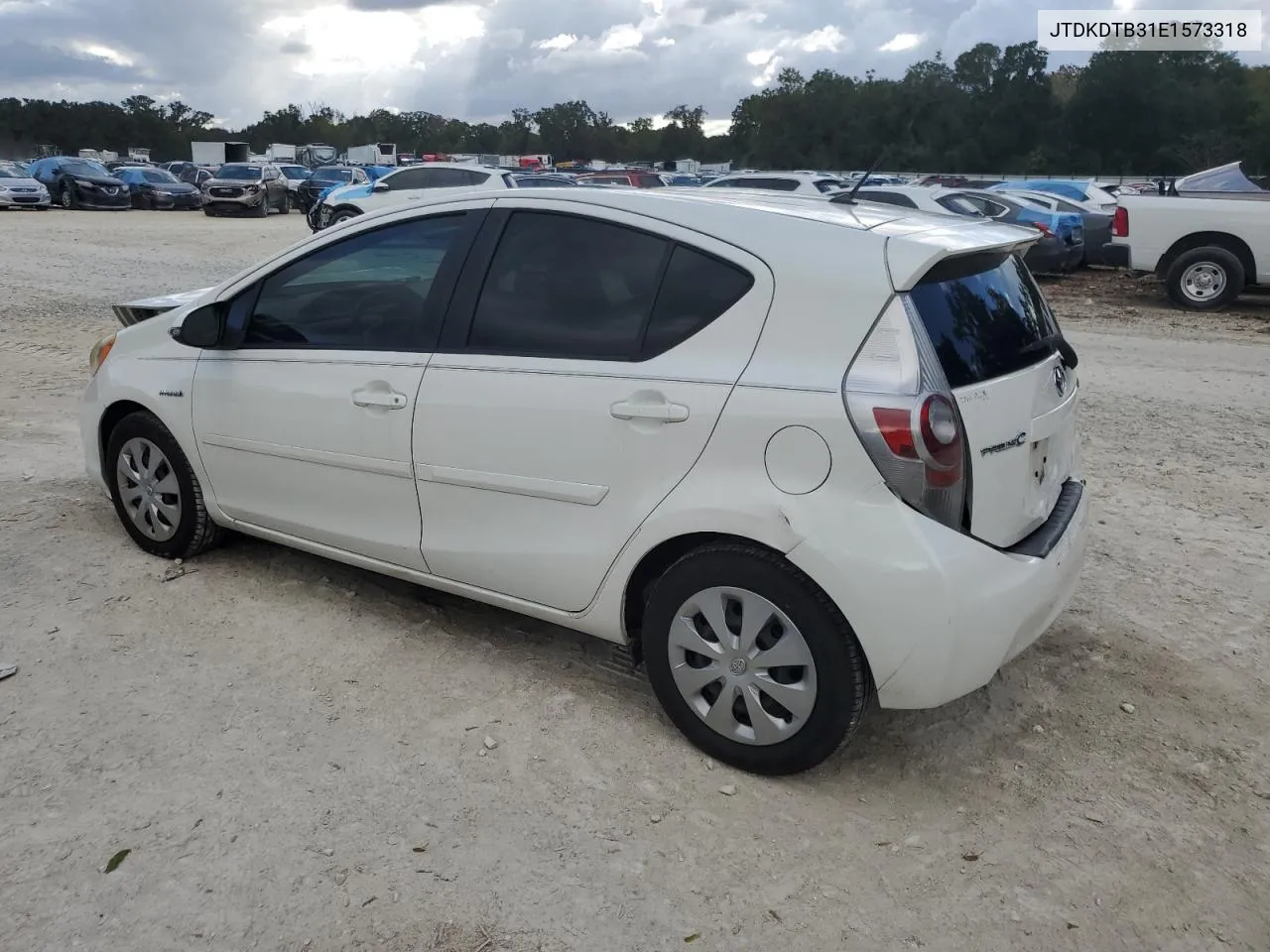 JTDKDTB31E1573318 2014 Toyota Prius C