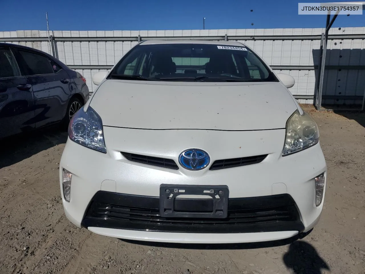 JTDKN3DU3E1754357 2014 Toyota Prius