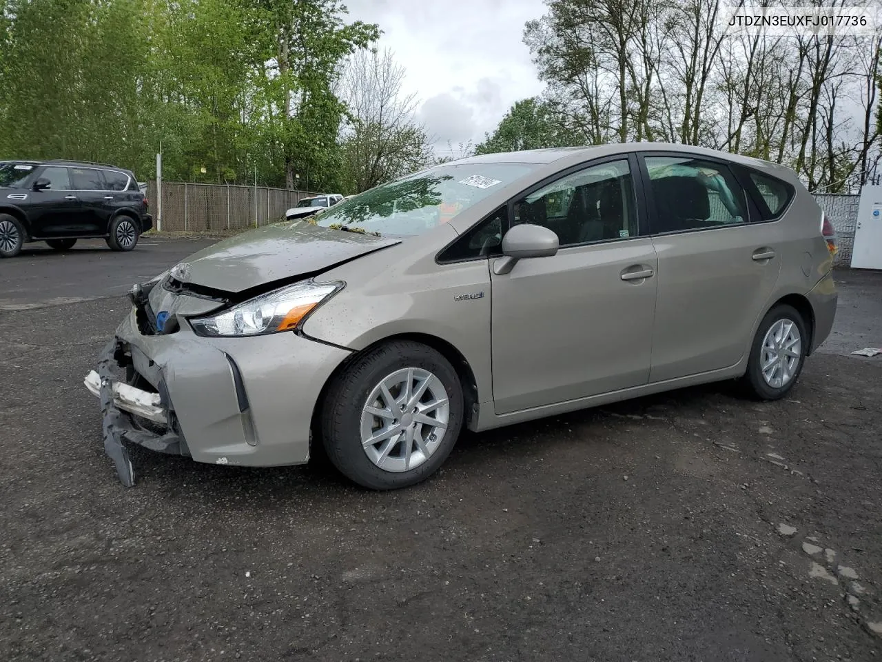 JTDZN3EUXFJ017736 2015 Toyota Prius V