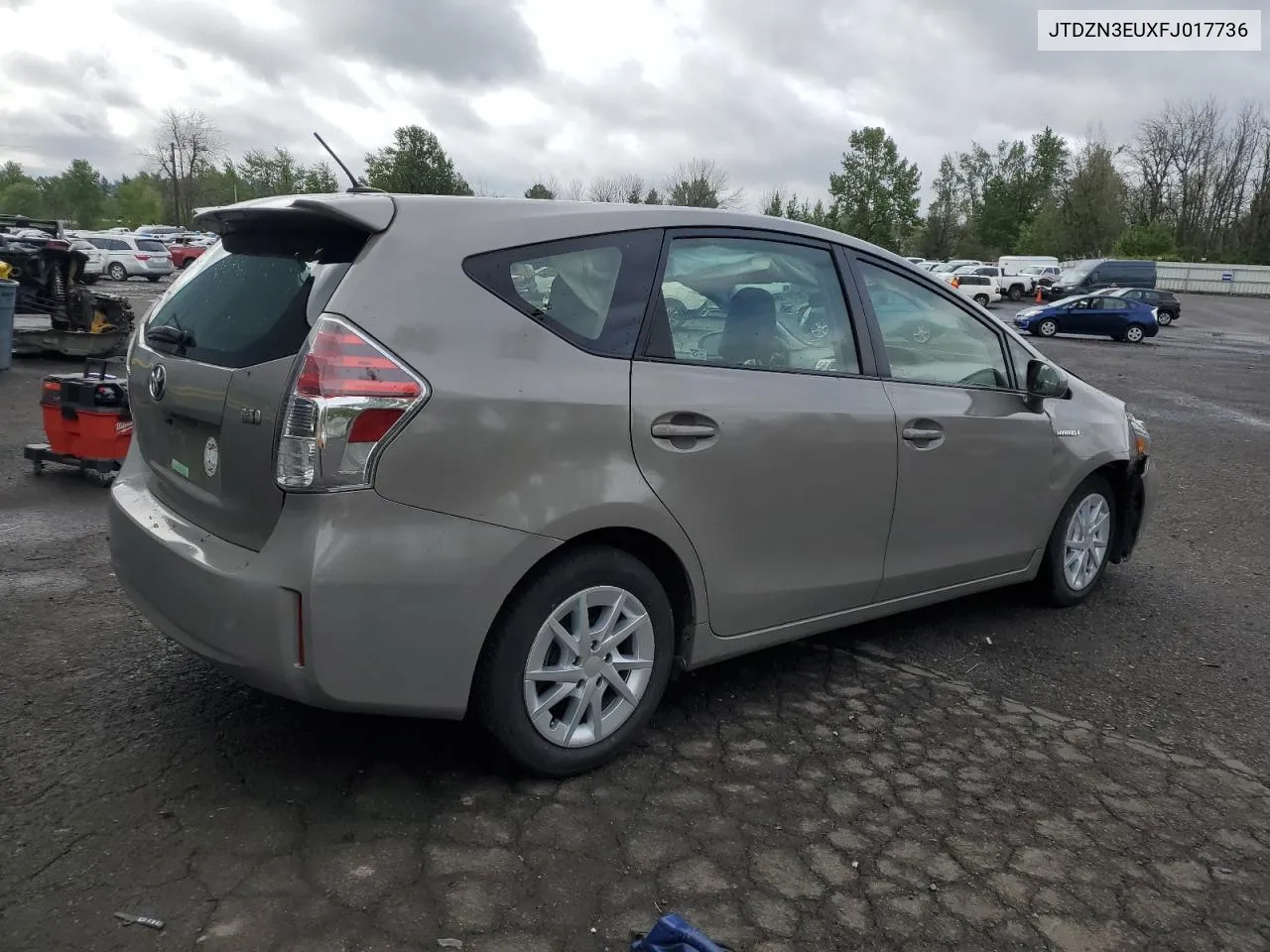 JTDZN3EUXFJ017736 2015 Toyota Prius V