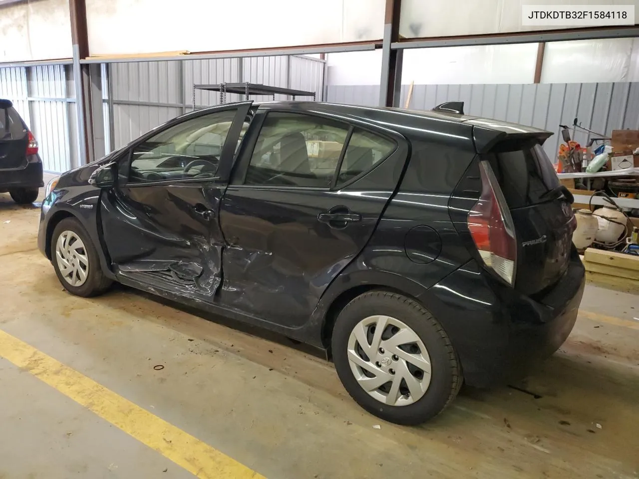 JTDKDTB32F1584118 2015 Toyota Prius C