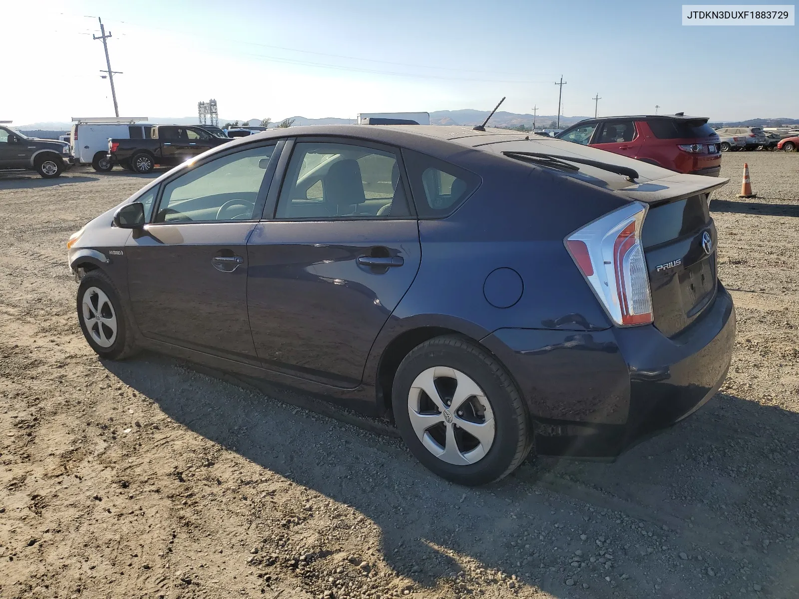 JTDKN3DUXF1883729 2015 Toyota Prius