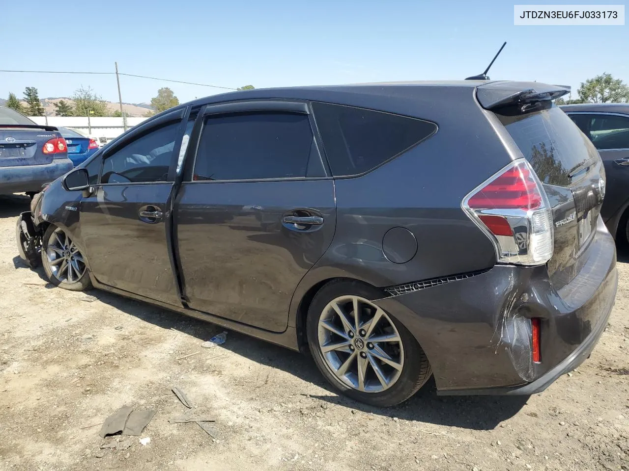 JTDZN3EU6FJ033173 2015 Toyota Prius V