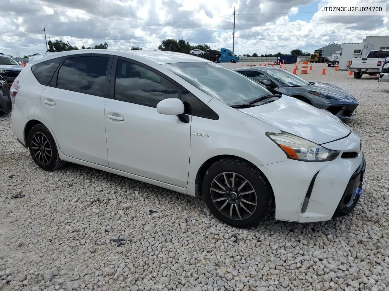 2015 Toyota Prius V VIN: JTDZN3EU2FJ024700 Lot: 69273394