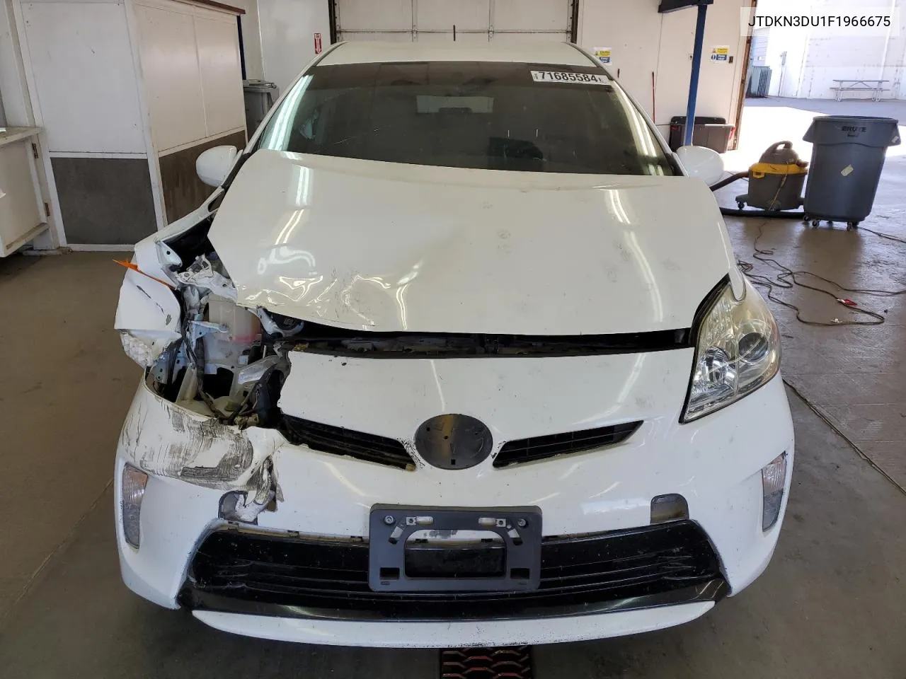 2015 Toyota Prius VIN: JTDKN3DU1F1966675 Lot: 71685584