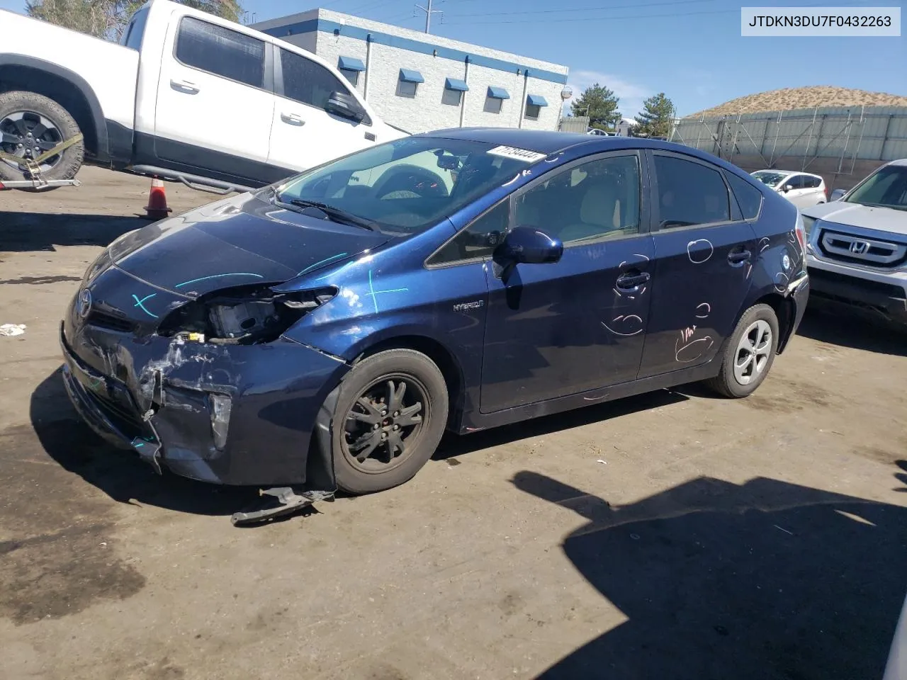 JTDKN3DU7F0432263 2015 Toyota Prius