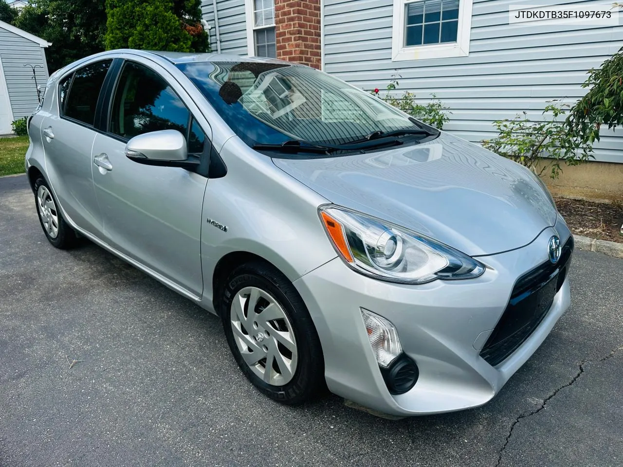 JTDKDTB35F1097673 2015 Toyota Prius C