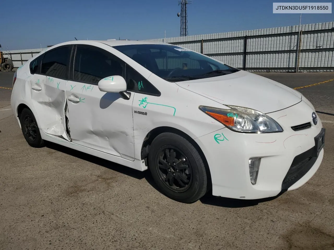 JTDKN3DU5F1918550 2015 Toyota Prius