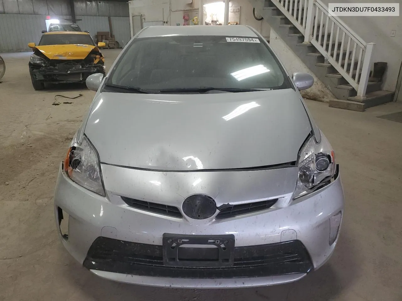 JTDKN3DU7F0433493 2015 Toyota Prius