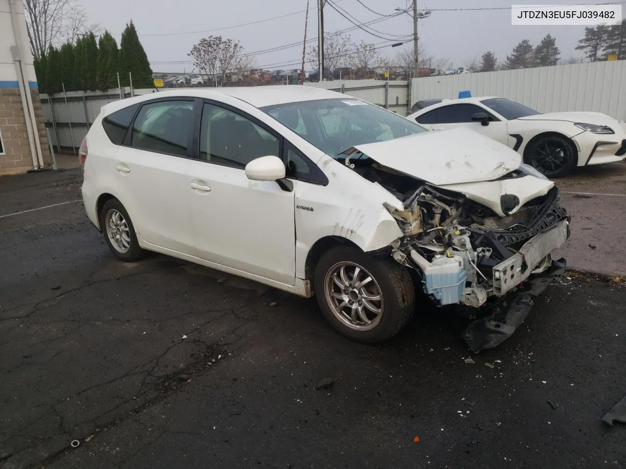 2015 Toyota Prius V VIN: JTDZN3EU5FJ039482 Lot: 77915054