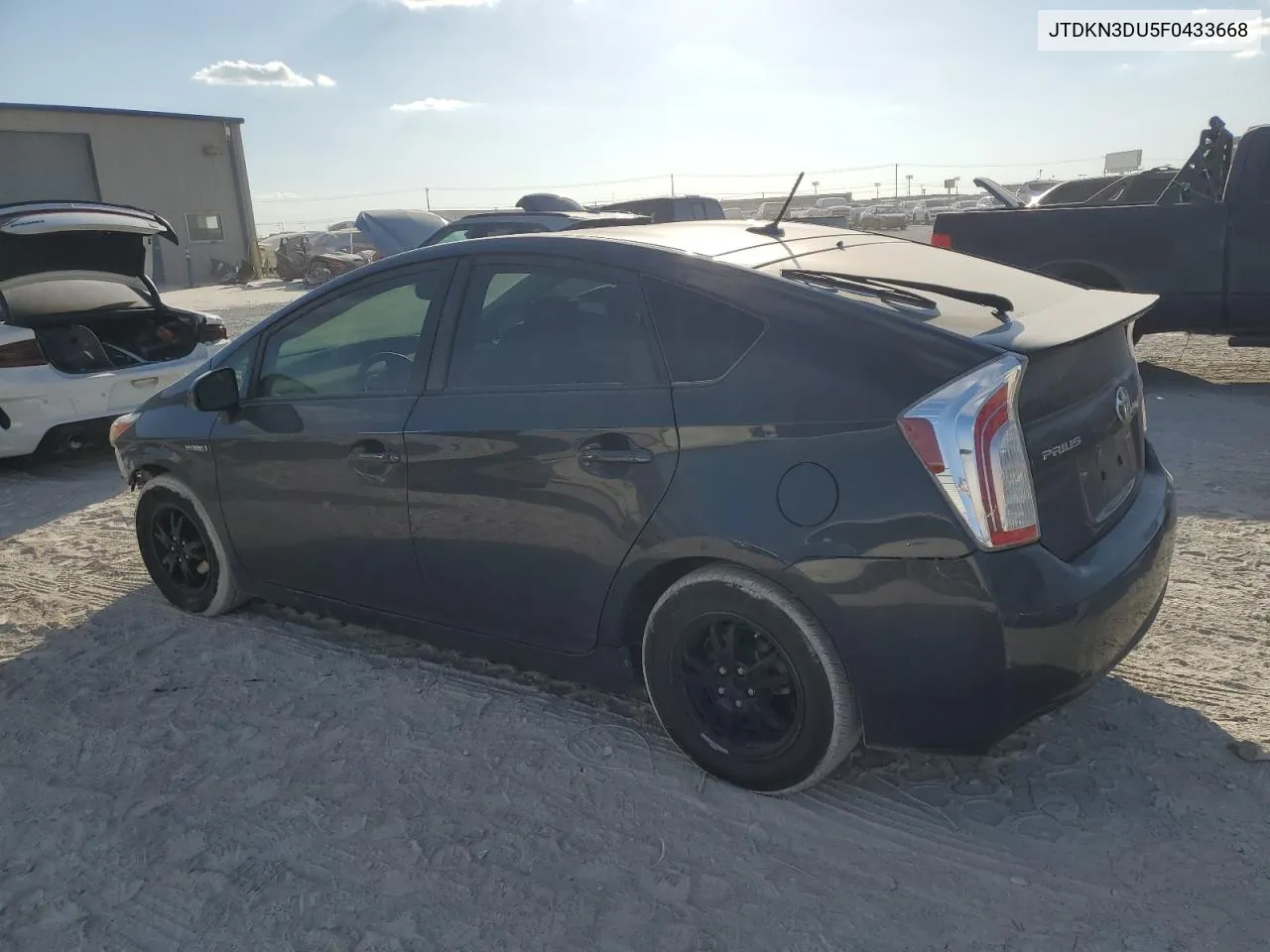 JTDKN3DU5F0433668 2015 Toyota Prius