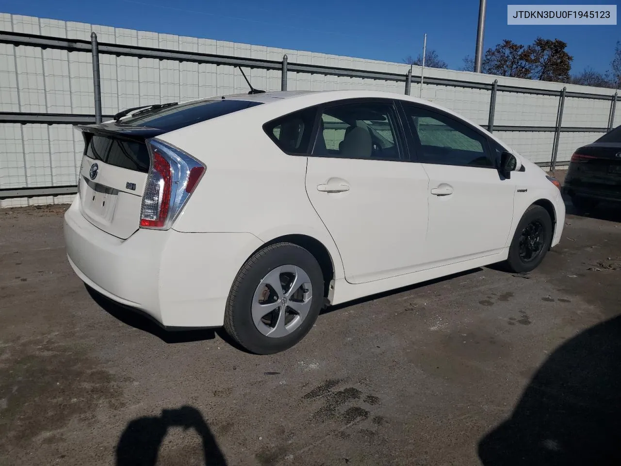 2015 Toyota Prius VIN: JTDKN3DU0F1945123 Lot: 80093634