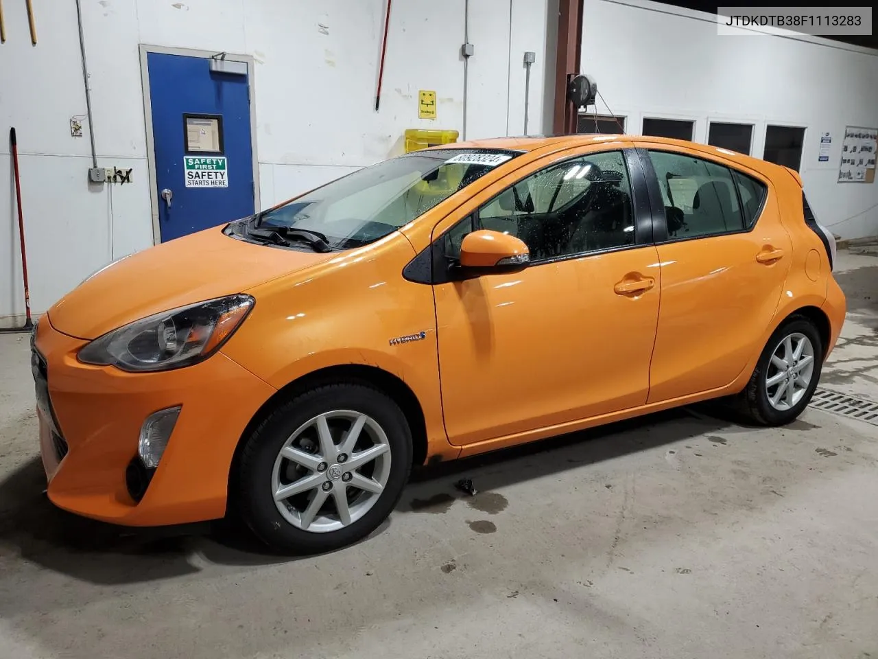 2015 Toyota Prius C VIN: JTDKDTB38F1113283 Lot: 80928324