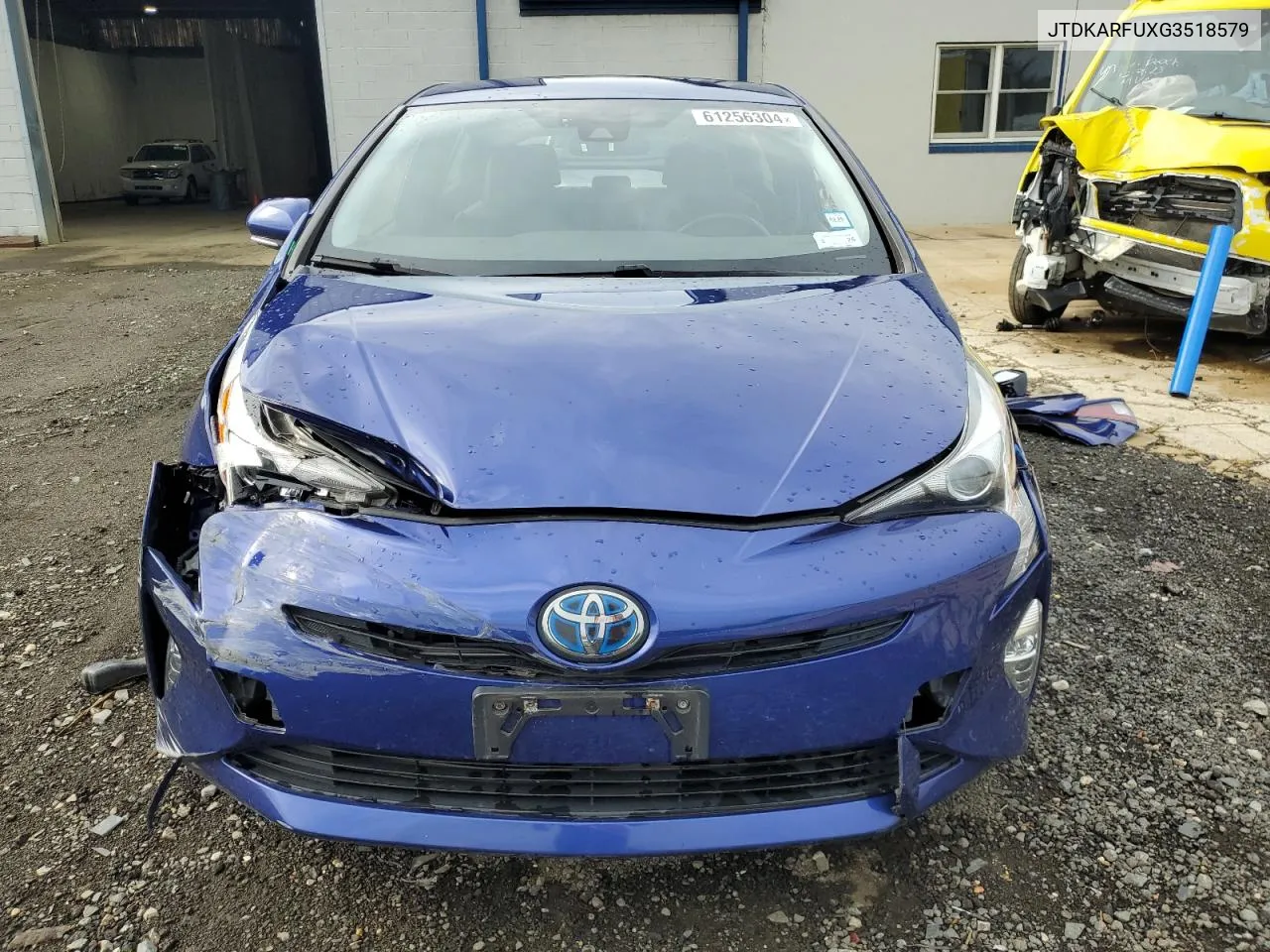 JTDKARFUXG3518579 2016 Toyota Prius