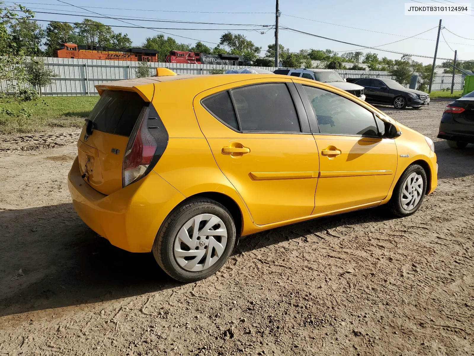 2016 Toyota Prius C VIN: JTDKDTB31G1124594 Lot: 65246694