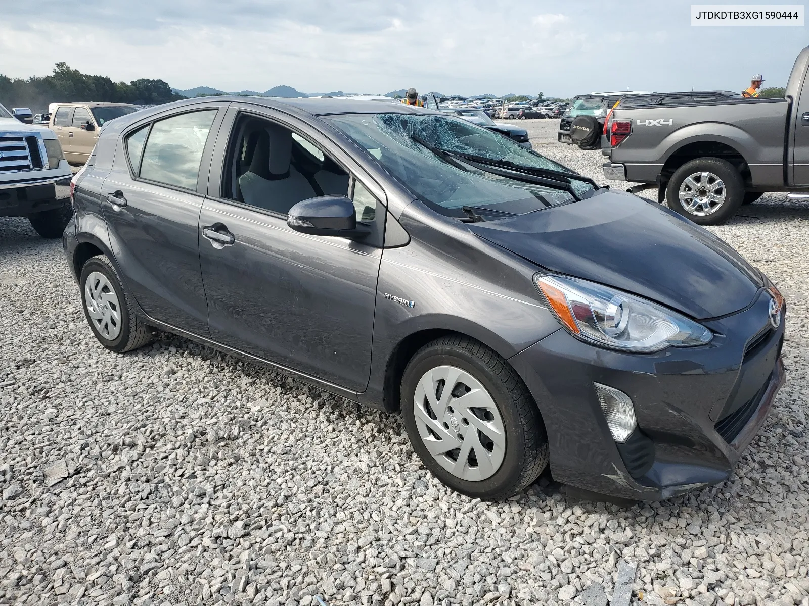 JTDKDTB3XG1590444 2016 Toyota Prius C