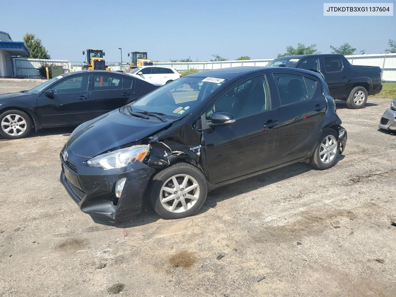 2016 Toyota Prius C VIN: JTDKDTB3XG1137604 Lot: 68810794