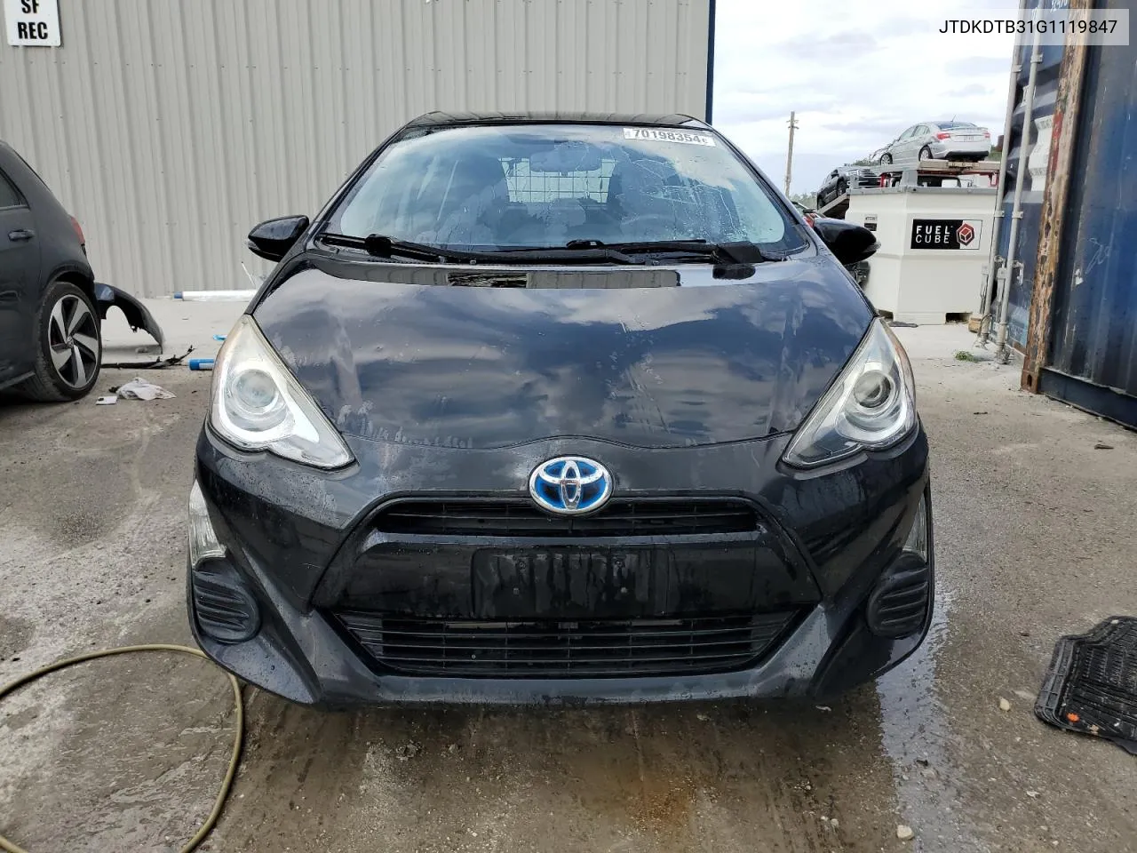 2016 Toyota Prius C VIN: JTDKDTB31G1119847 Lot: 70198354