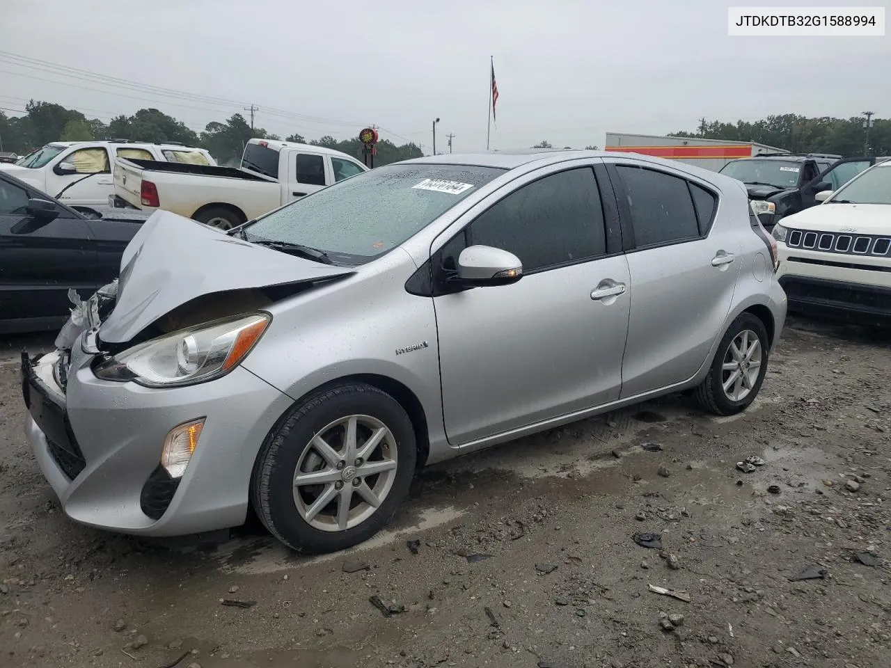 JTDKDTB32G1588994 2016 Toyota Prius C