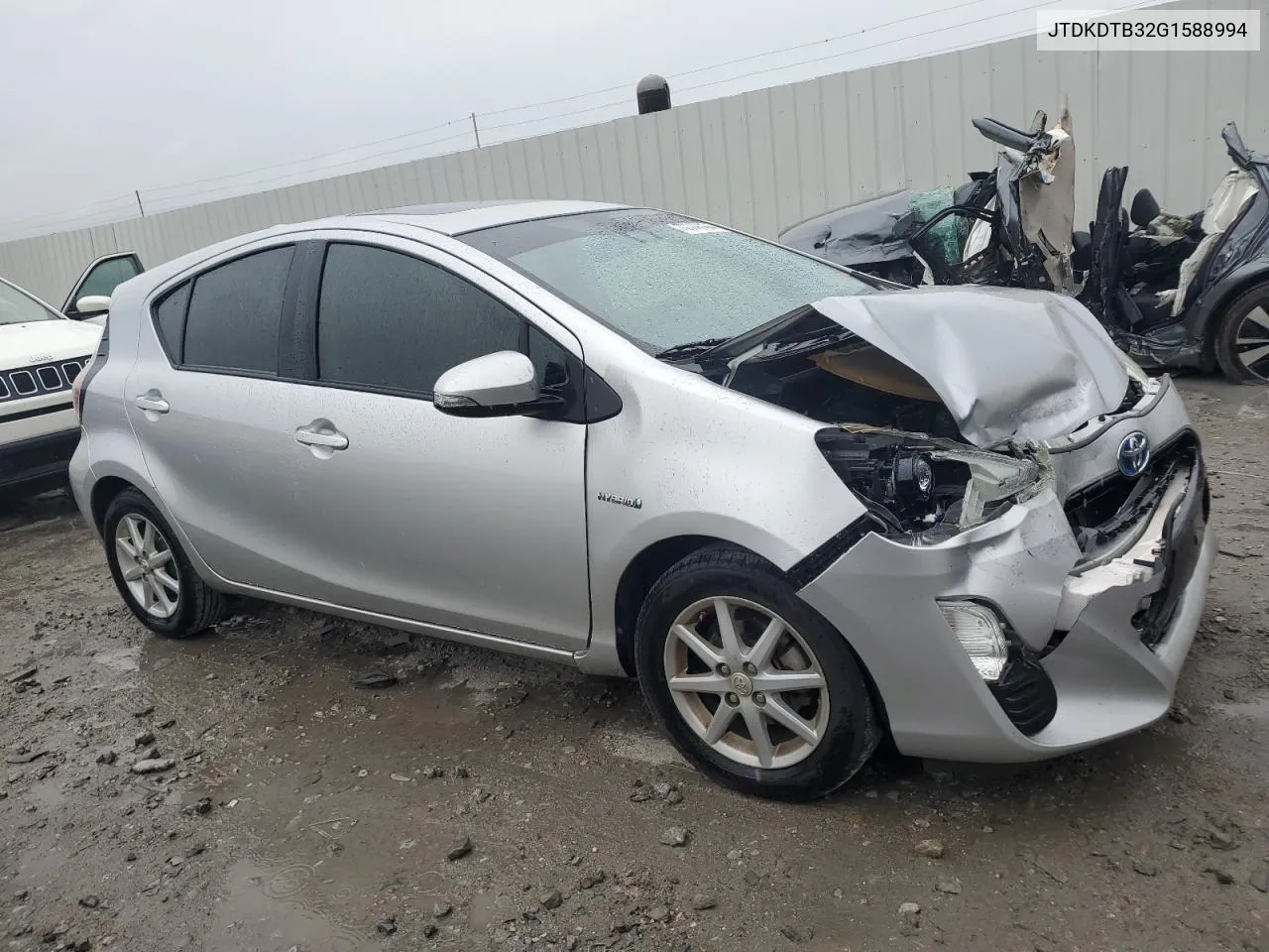 JTDKDTB32G1588994 2016 Toyota Prius C