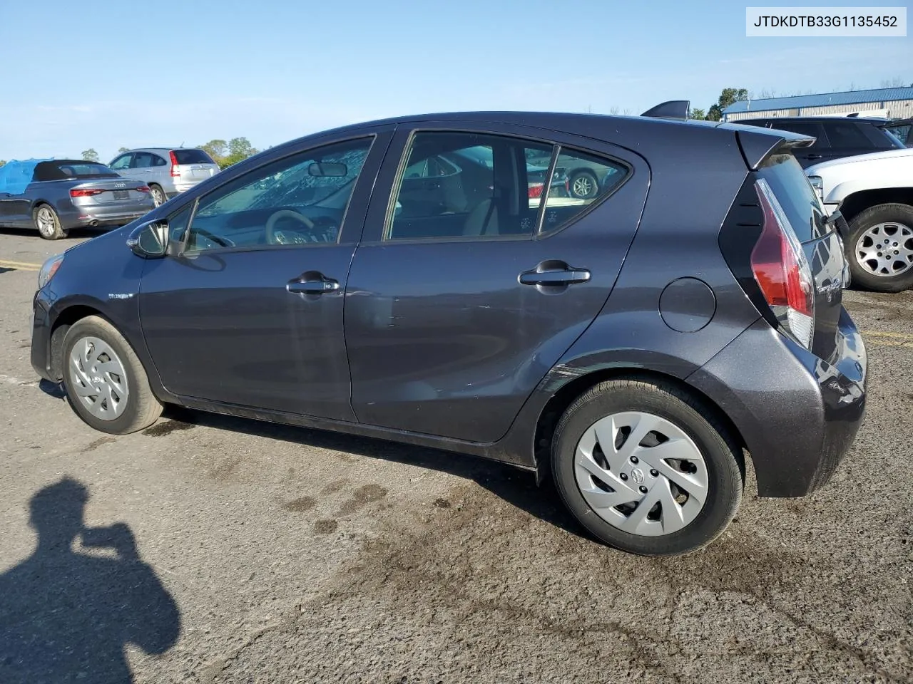 2016 Toyota Prius C VIN: JTDKDTB33G1135452 Lot: 70553024