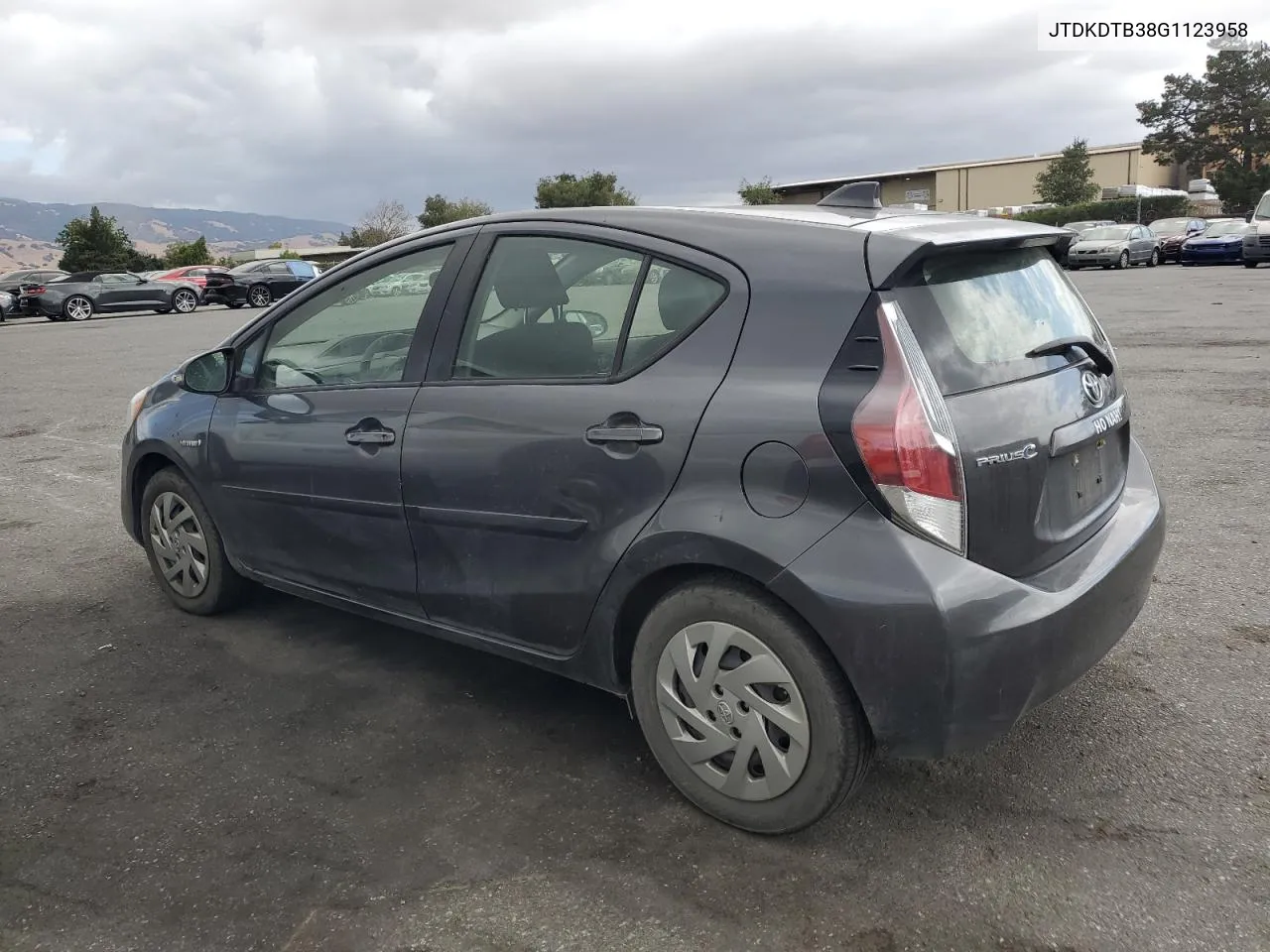 JTDKDTB38G1123958 2016 Toyota Prius C