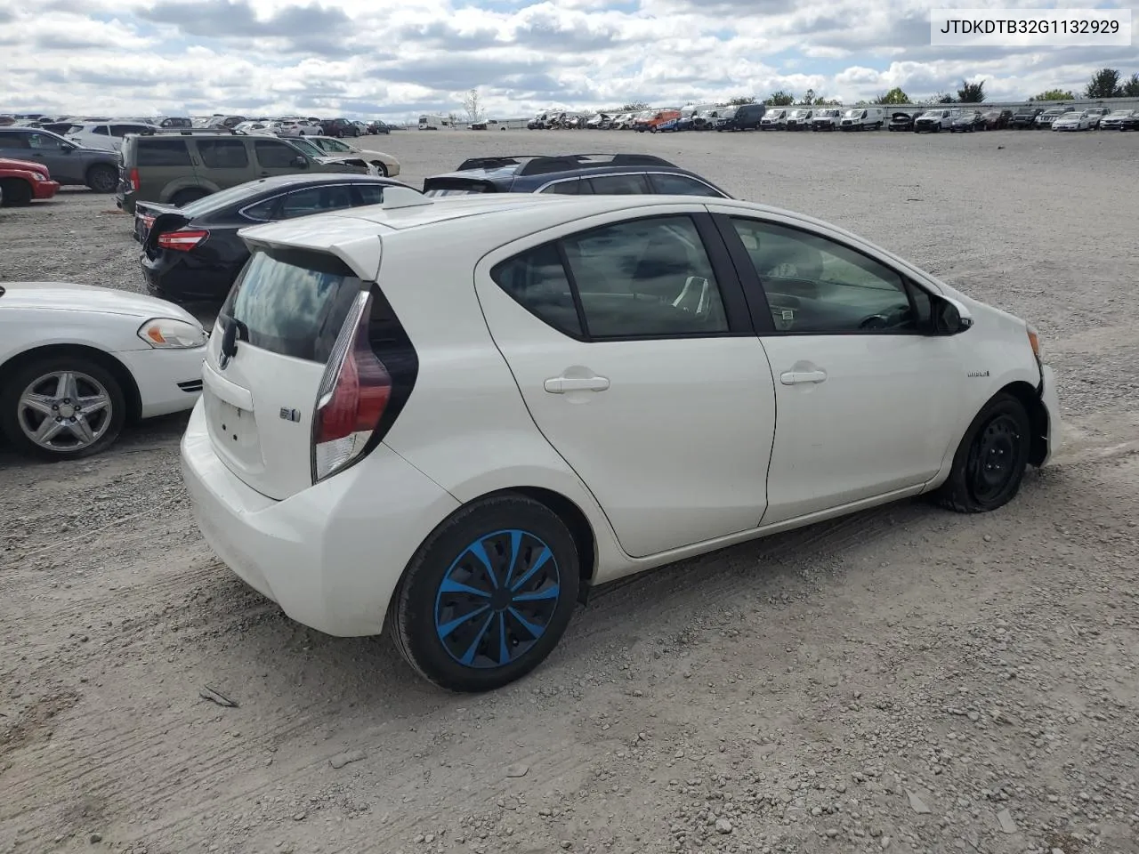 2016 Toyota Prius C VIN: JTDKDTB32G1132929 Lot: 72174524