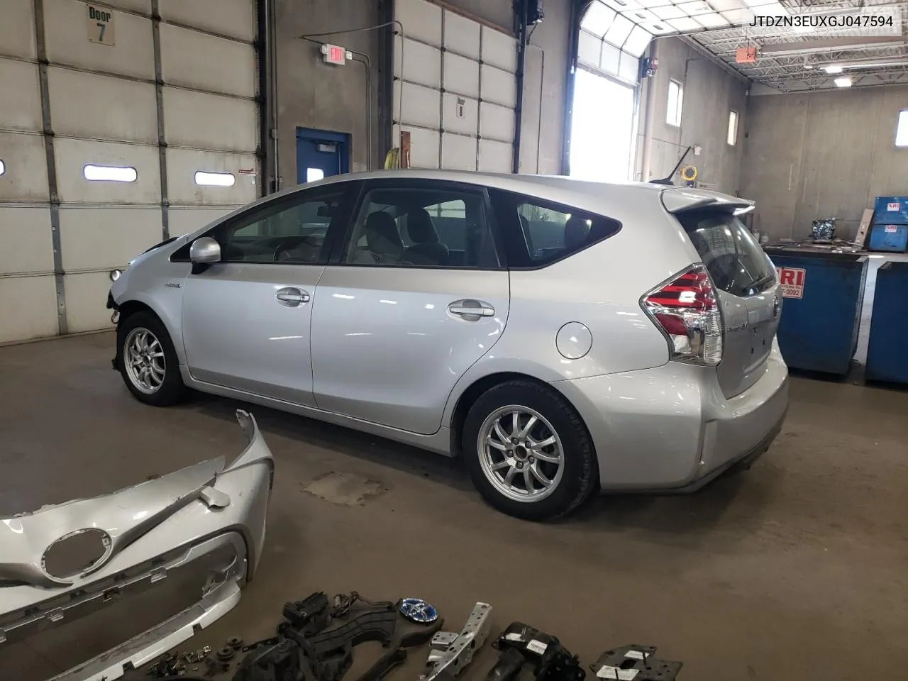 2016 Toyota Prius V VIN: JTDZN3EUXGJ047594 Lot: 73687724