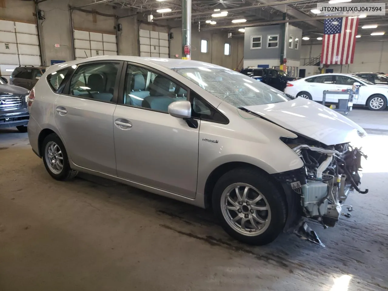 JTDZN3EUXGJ047594 2016 Toyota Prius V