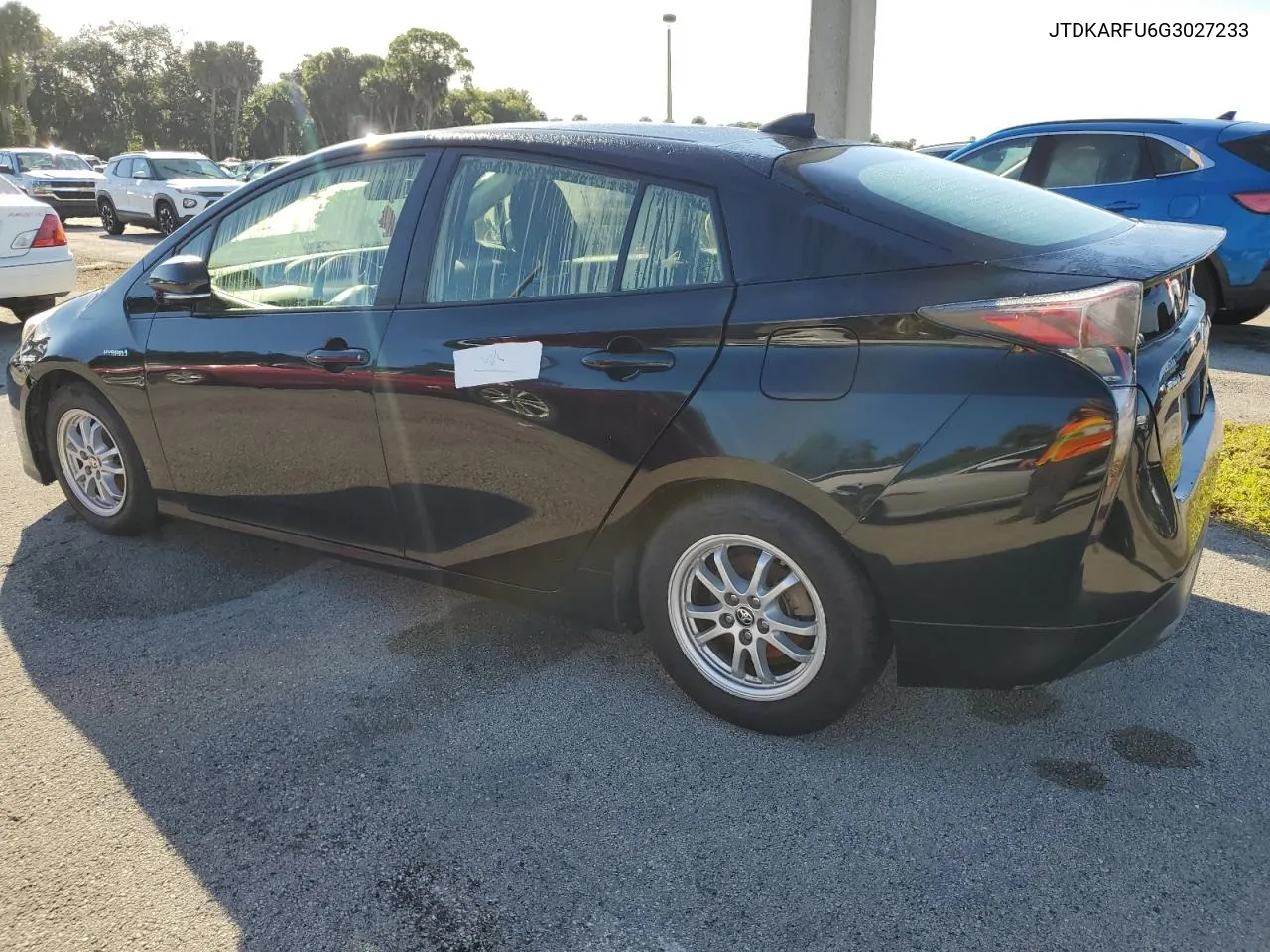 JTDKARFU6G3027233 2016 Toyota Prius