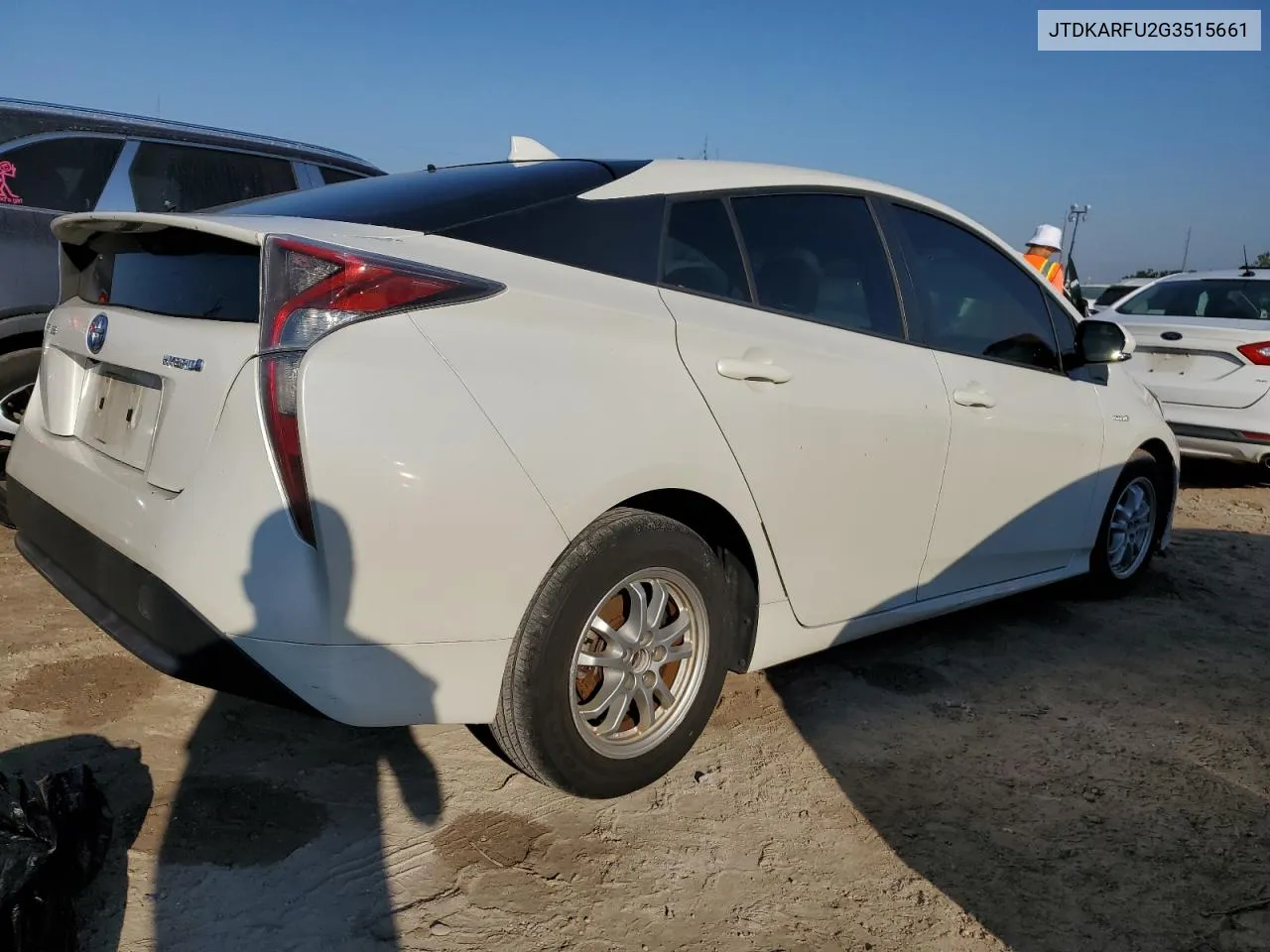 JTDKARFU2G3515661 2016 Toyota Prius