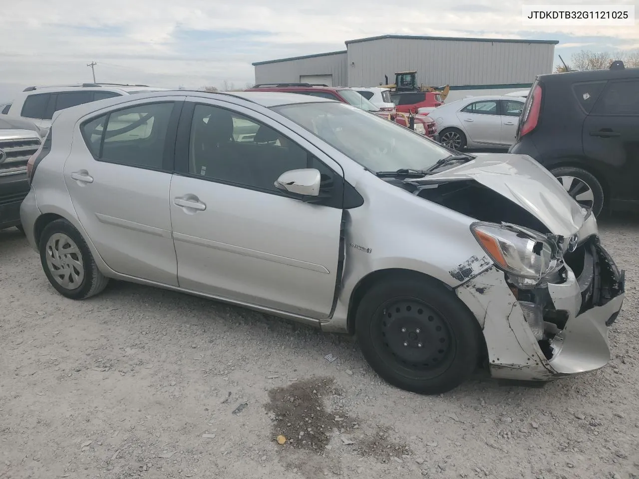 JTDKDTB32G1121025 2016 Toyota Prius C