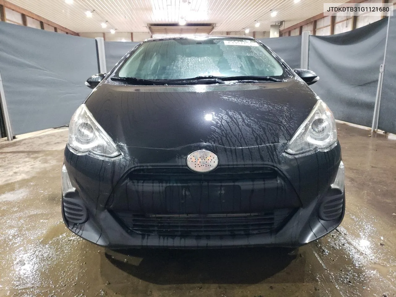 2016 Toyota Prius C VIN: JTDKDTB31G1121680 Lot: 79947754