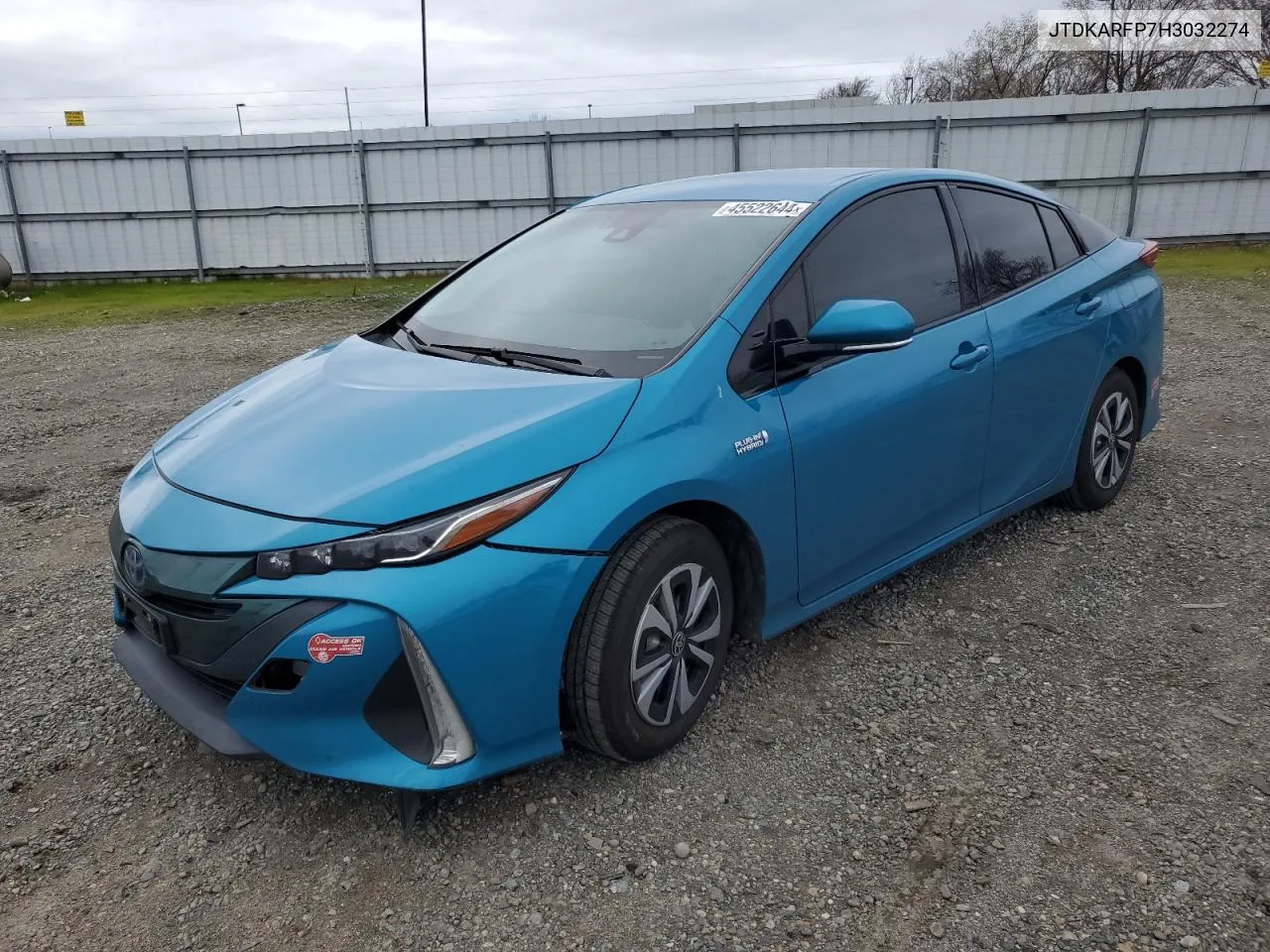 JTDKARFP7H3032274 2017 Toyota Prius Prime