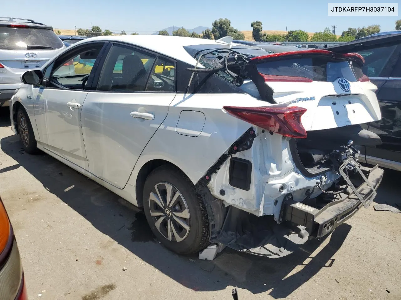 2017 Toyota Prius Prime VIN: JTDKARFP7H3037104 Lot: 61665904