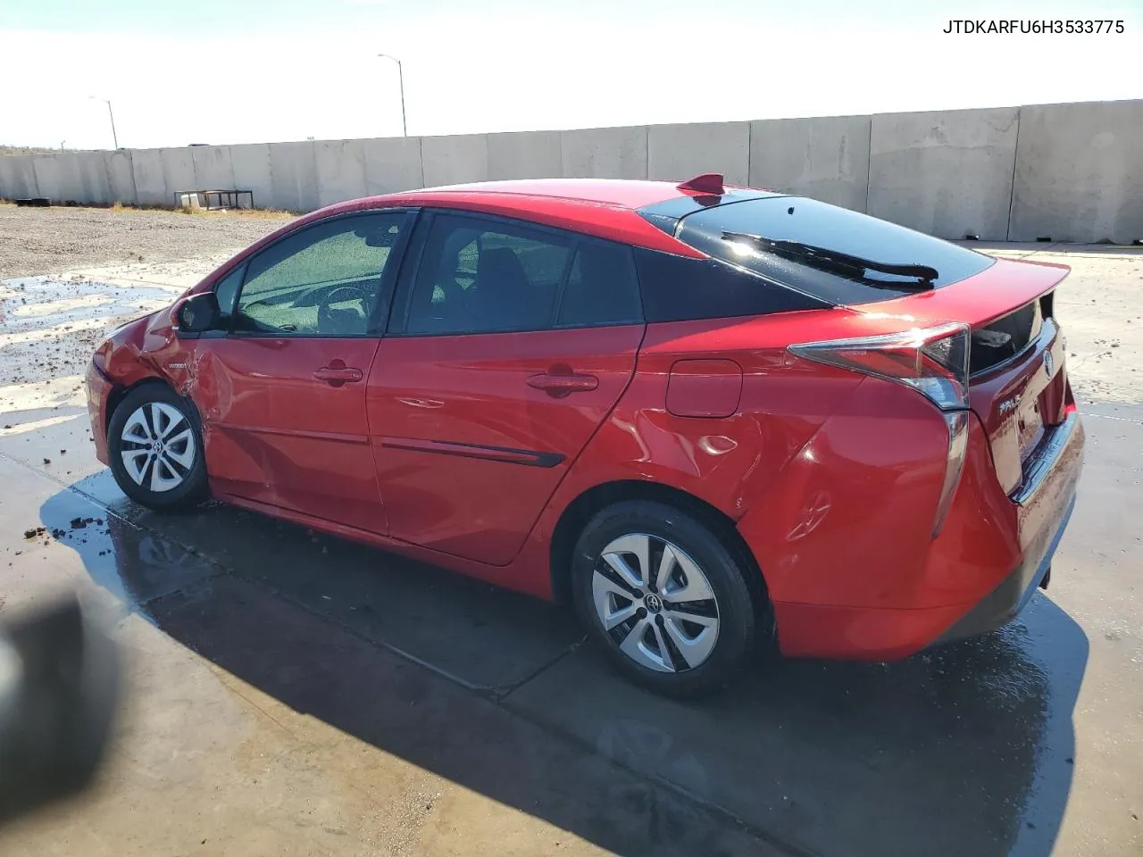 JTDKARFU6H3533775 2017 Toyota Prius