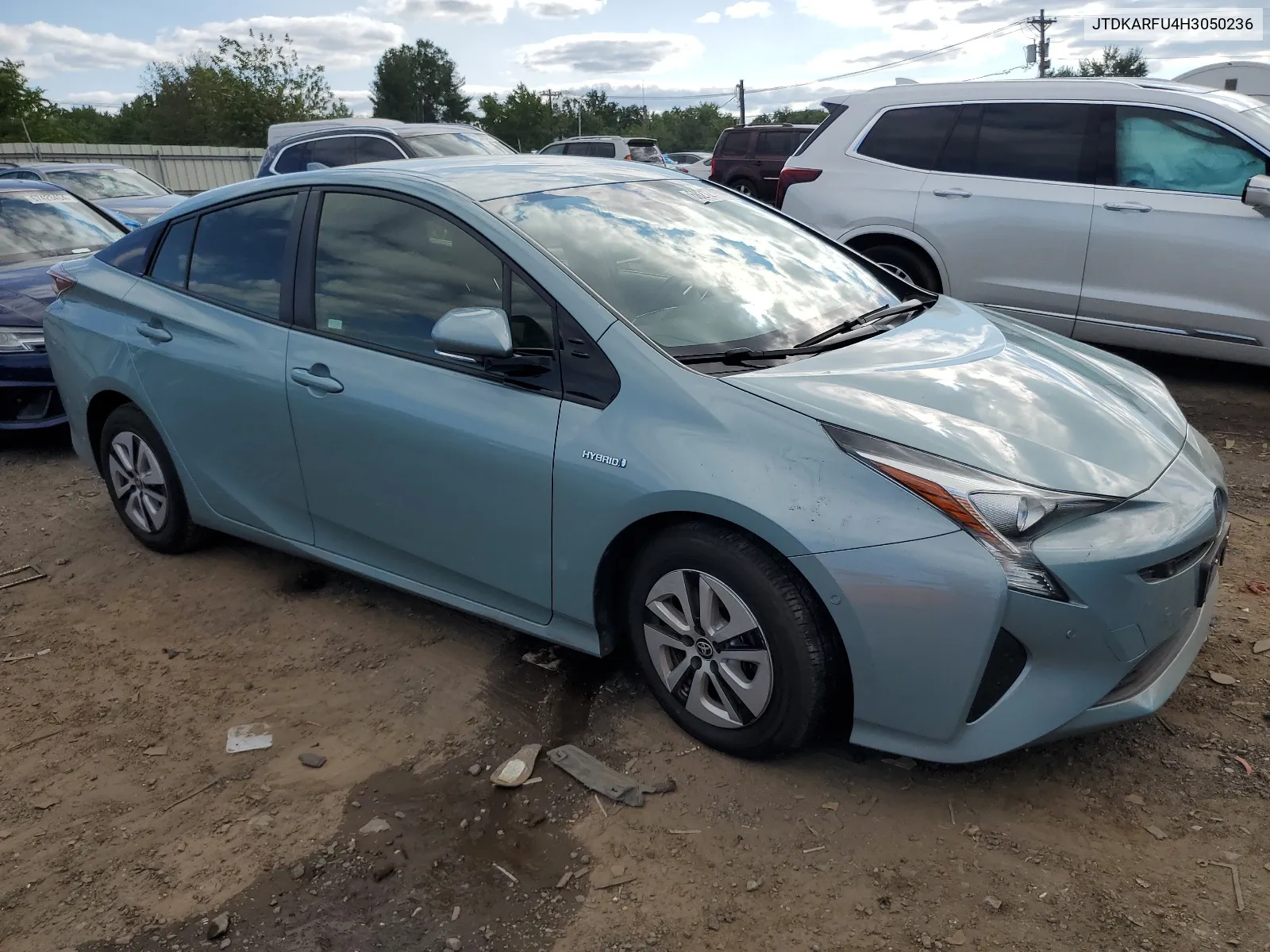 JTDKARFU4H3050236 2017 Toyota Prius