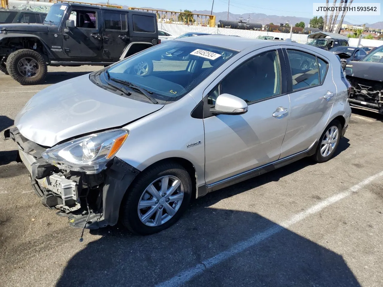 2017 Toyota Prius C VIN: JTDKDTB31H1593542 Lot: 68452534