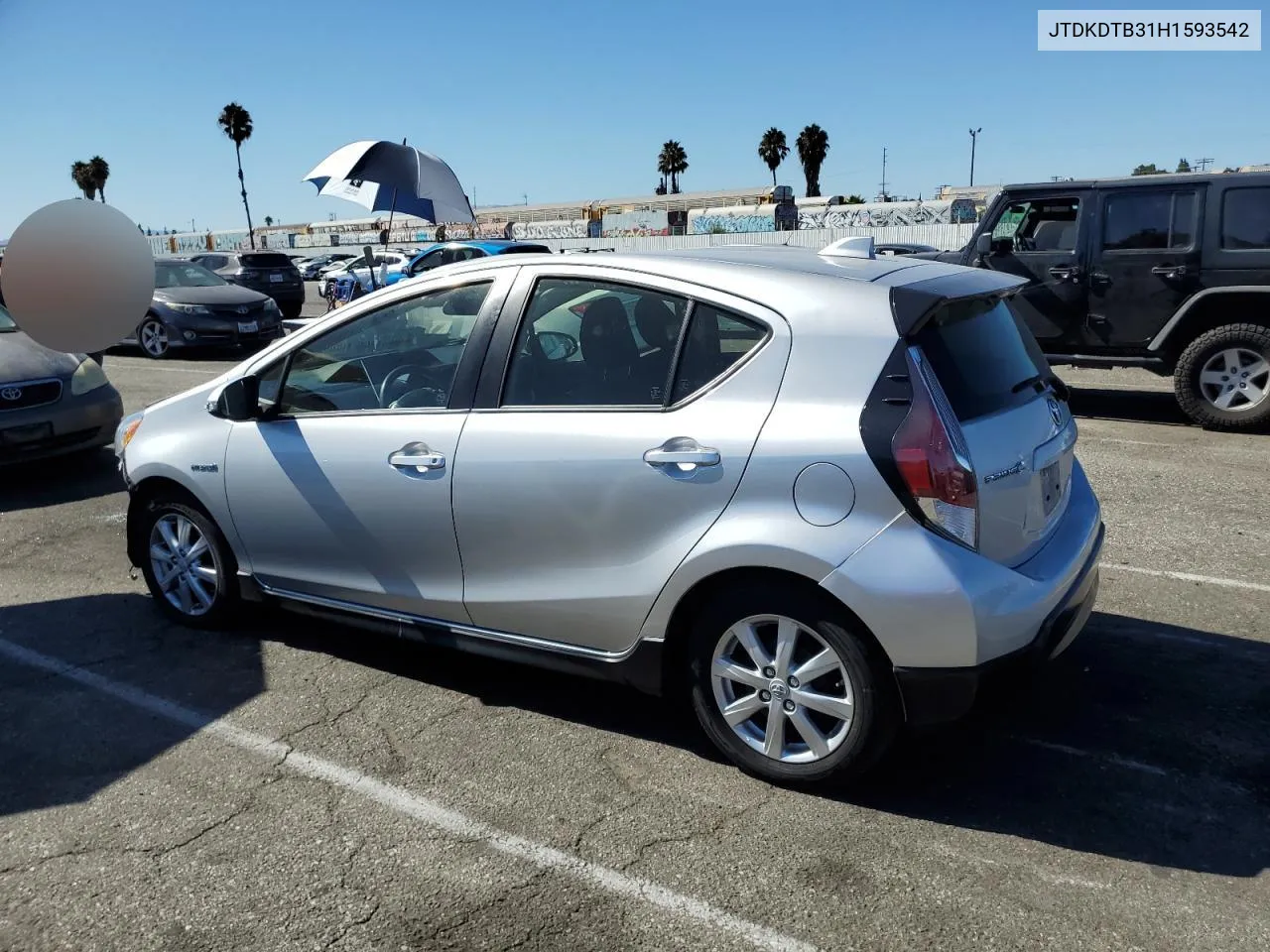 2017 Toyota Prius C VIN: JTDKDTB31H1593542 Lot: 68452534