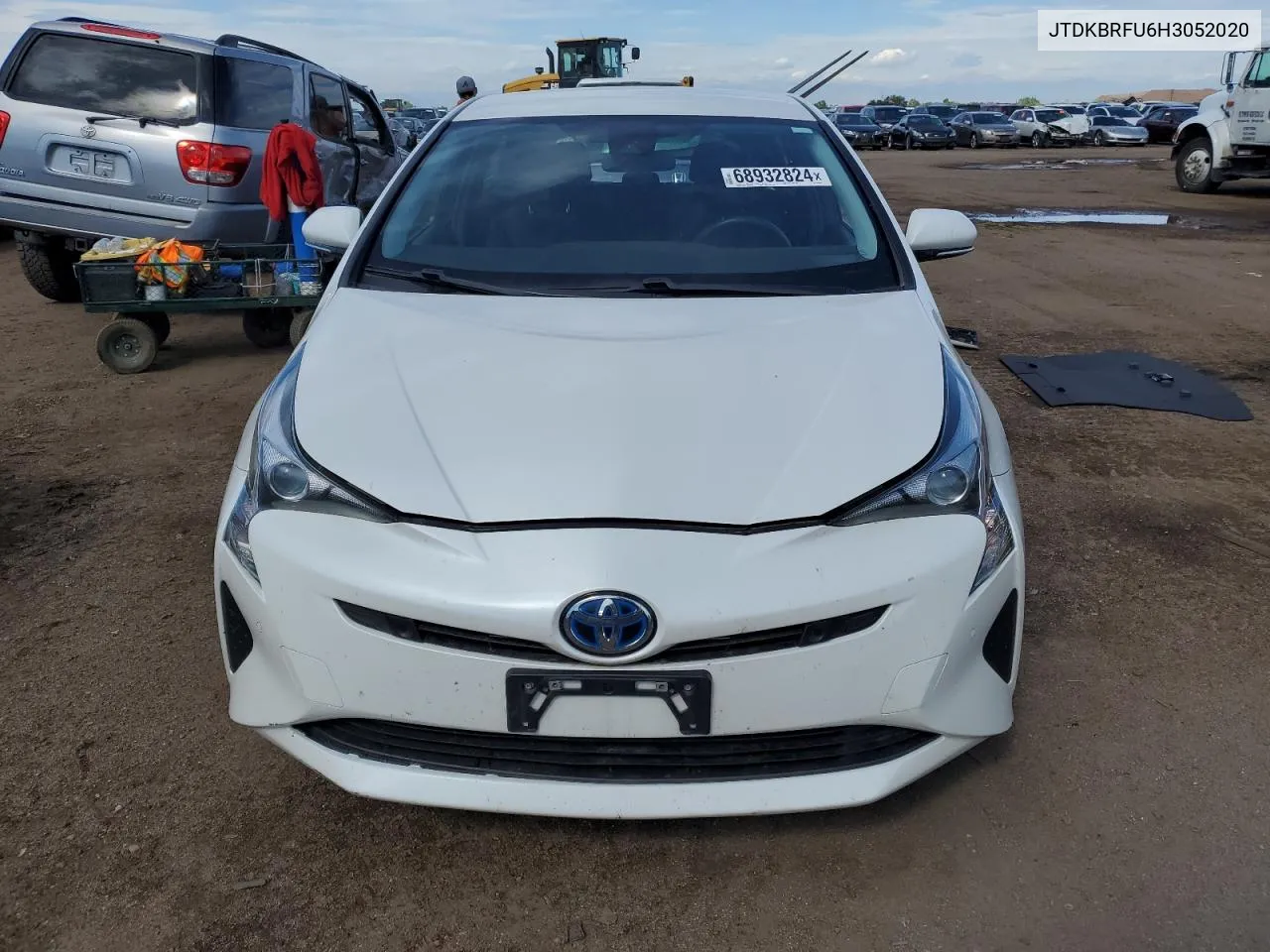 2017 Toyota Prius VIN: JTDKBRFU6H3052020 Lot: 68932824