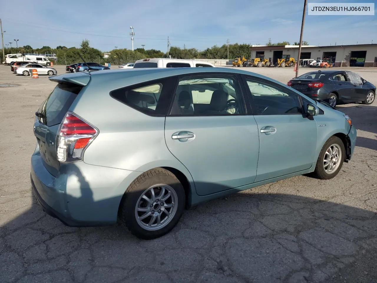 2017 Toyota Prius V VIN: JTDZN3EU1HJ066701 Lot: 69891534