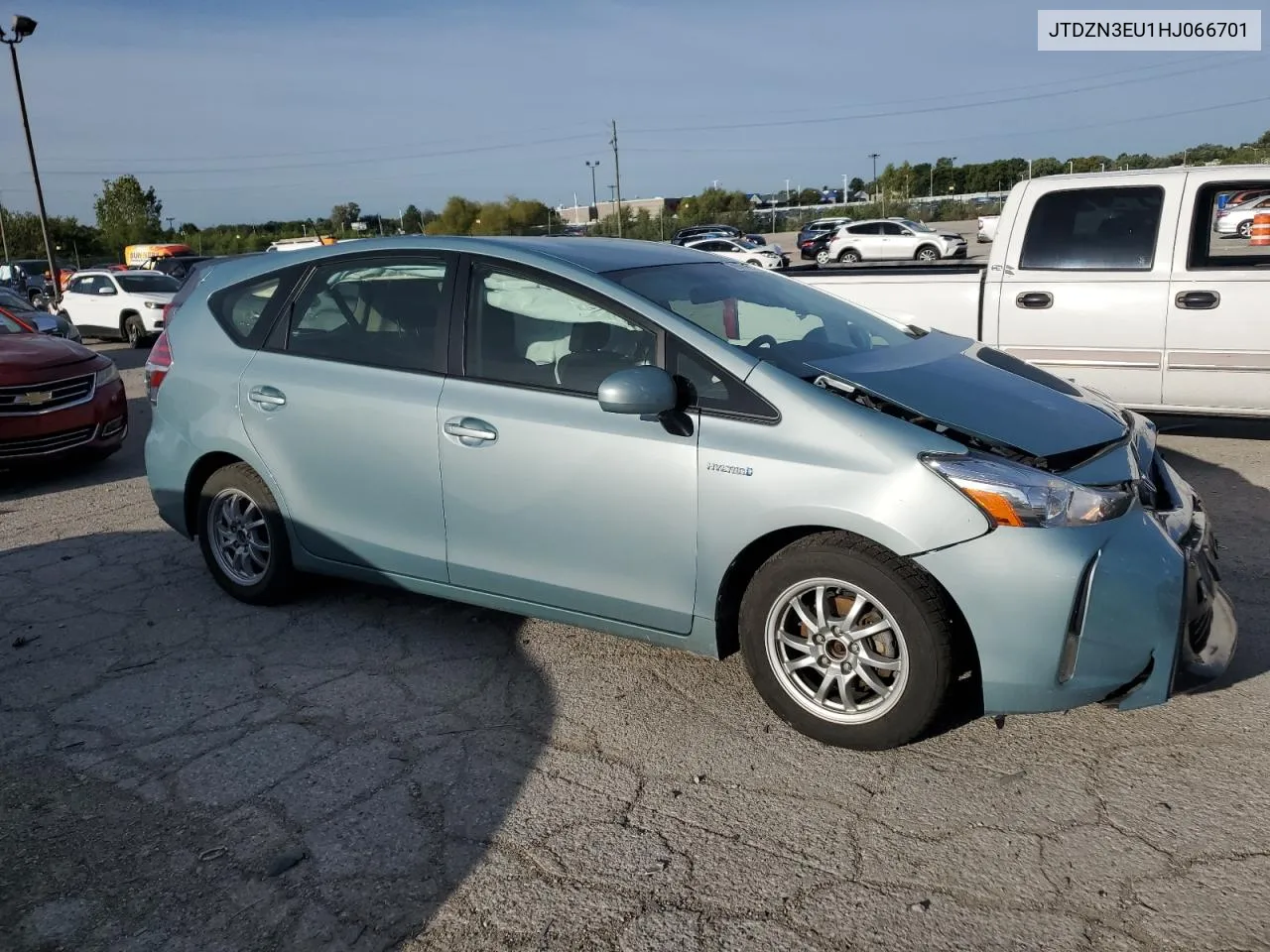 2017 Toyota Prius V VIN: JTDZN3EU1HJ066701 Lot: 69891534