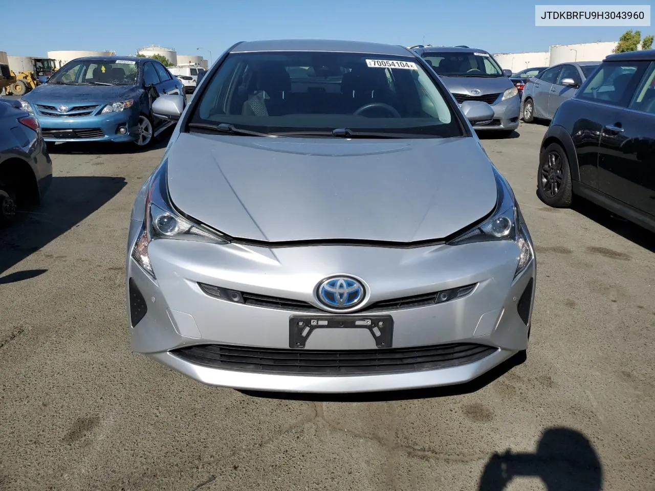 JTDKBRFU9H3043960 2017 Toyota Prius