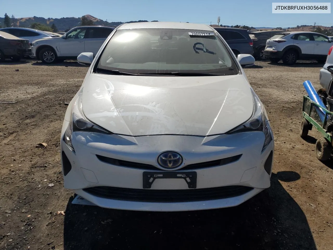 JTDKBRFUXH3056488 2017 Toyota Prius