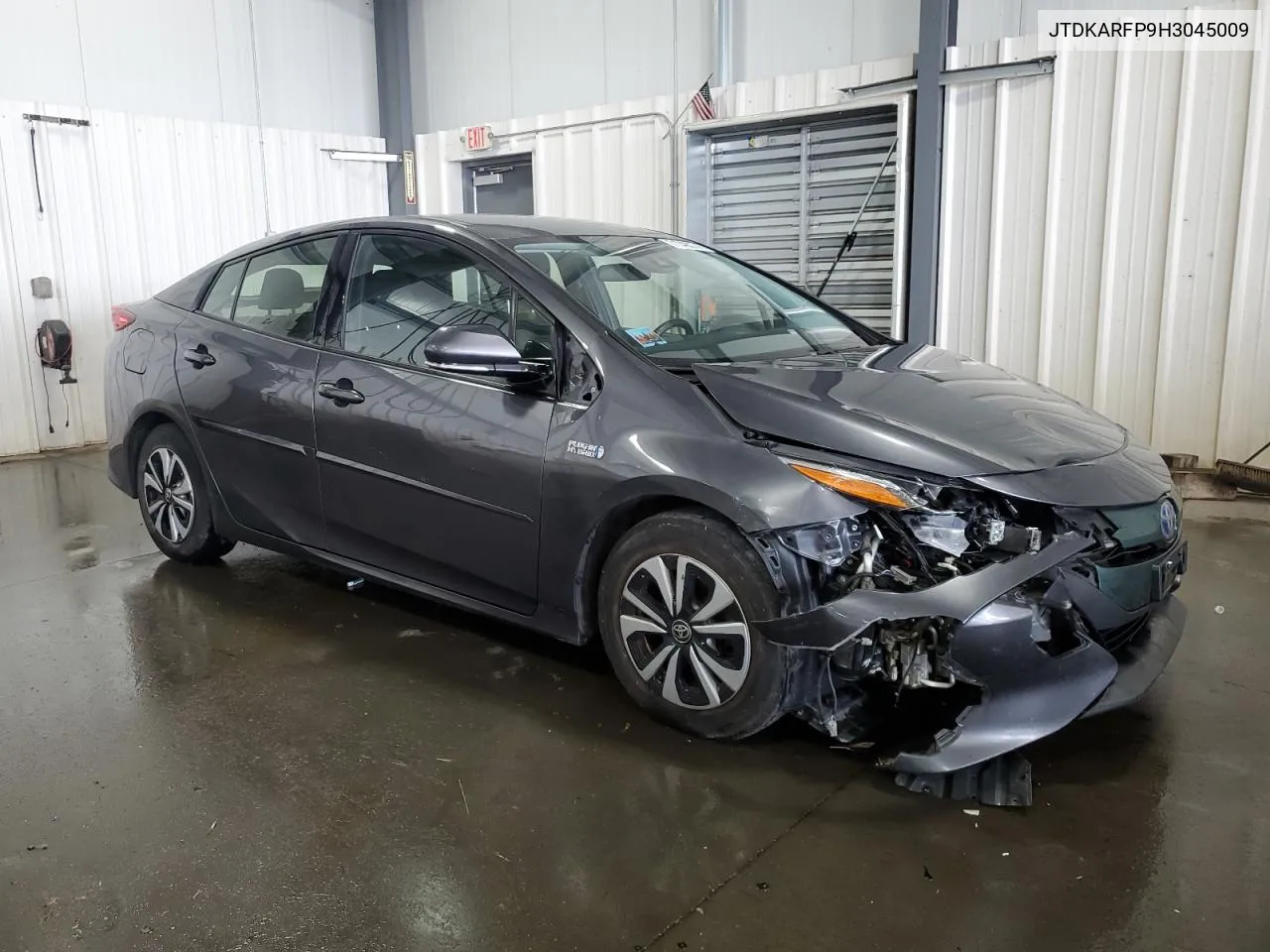 2017 Toyota Prius Prime VIN: JTDKARFP9H3045009 Lot: 71048374