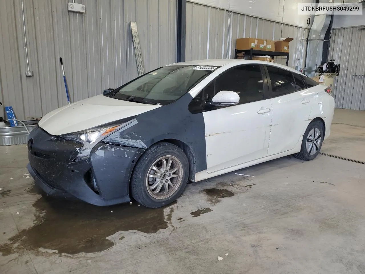 JTDKBRFU5H3049299 2017 Toyota Prius